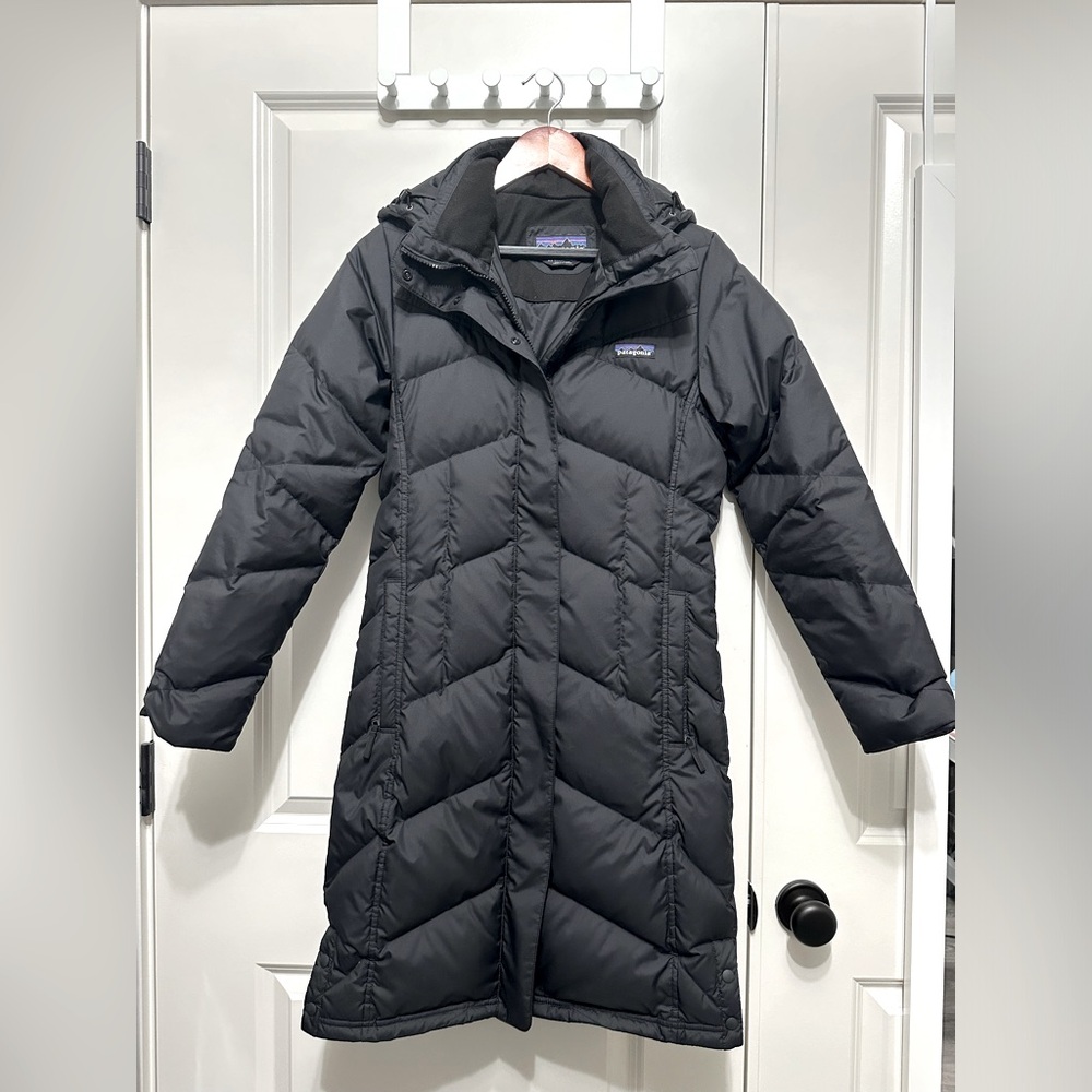 Patagonia Women's Down With It Parka Black Xsmall